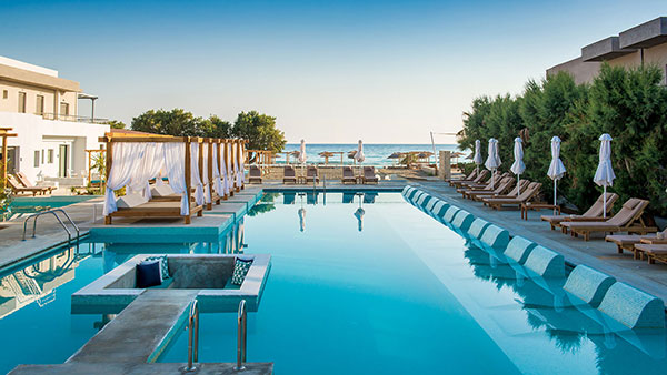 Enorme Lifestyle Beach Resort